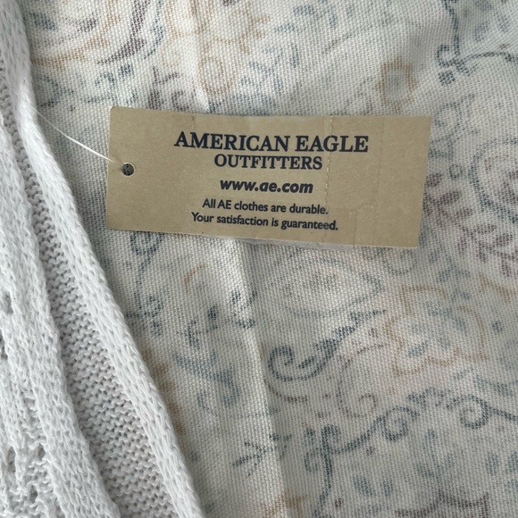 American Eagle Outfitters White Ribbed Cropped Tank Top - Picture 9 of 10